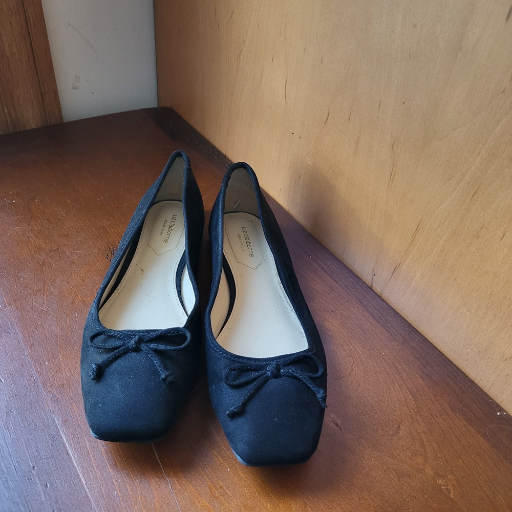 Elegant Black Women's Flats